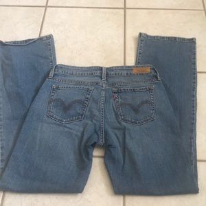 Boot cut Levi’s jeans